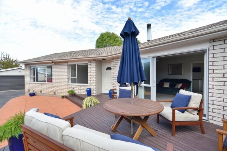 Photo of property in 24 Jenkins Avenue, Redwood, Christchurch, 8051