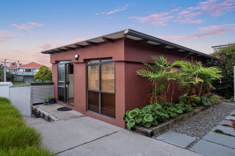 Photo of property in 166 Valley Road, Mount Maunganui, 3116