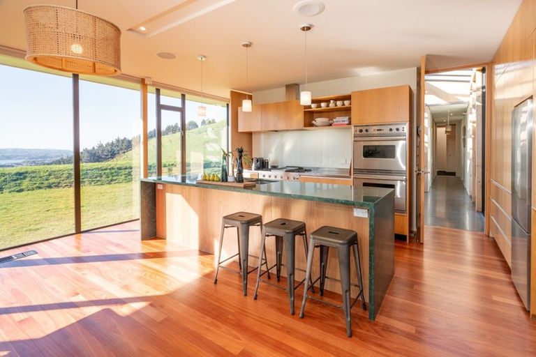 Photo of property in 153 Bing Lucas Drive, Tawa, Wellington, 5028