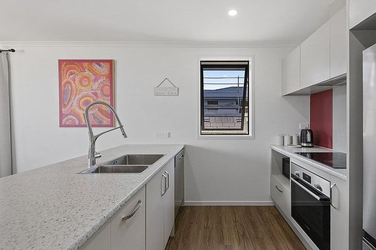 Photo of property in 18 Chardonnay Way, Te Kauwhata, 3710