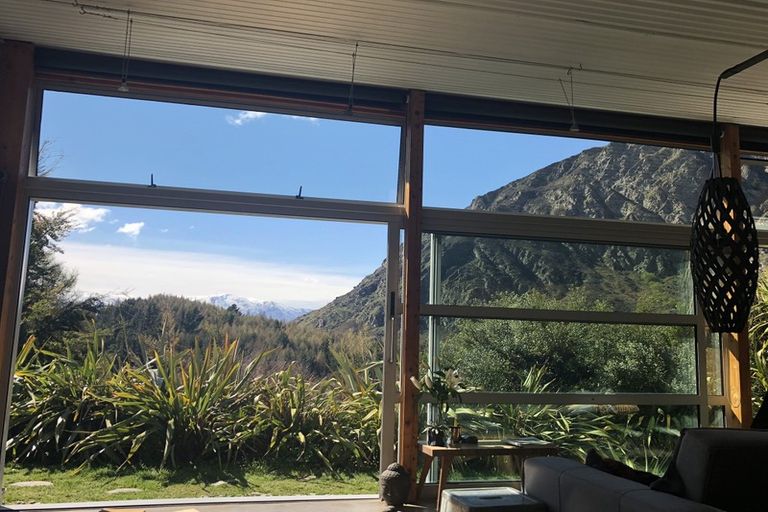 Photo of property in 2 Arthurs Track, Arthurs Point, Queenstown, 9371