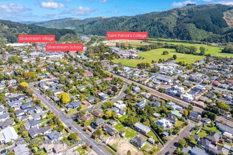Photo of property in 58 Heretaunga Square, Silverstream, Upper Hutt, 5019