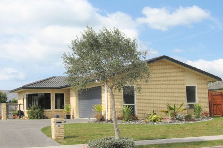 Photo of property in 9 Saint Kilda Place, Papamoa Beach, Papamoa, 3118