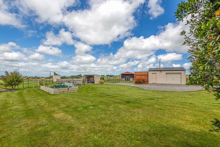 Photo of property in 47 Viles Road, Bulls, 4894