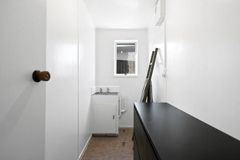 Photo of property in 53 Urlich Avenue, Melville, Hamilton, 3206