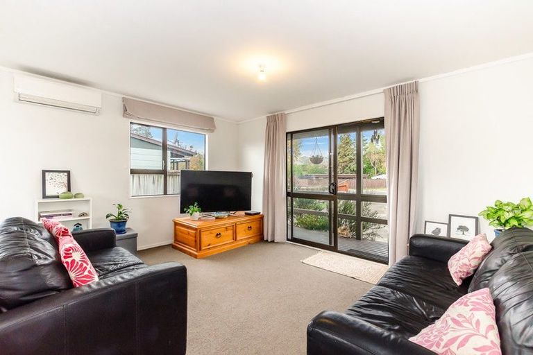 Photo of property in 61 Arawhata Road, Paraparaumu, 5032