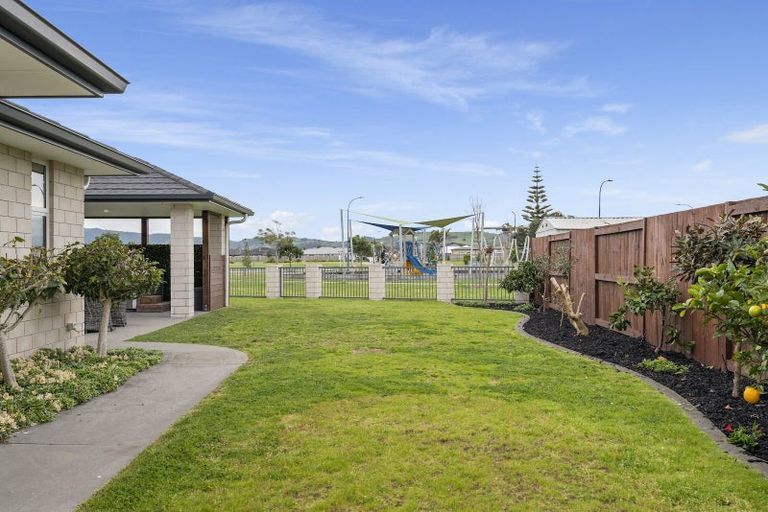 Photo of property in 133 The Boulevard, Papamoa Beach, Papamoa, 3118