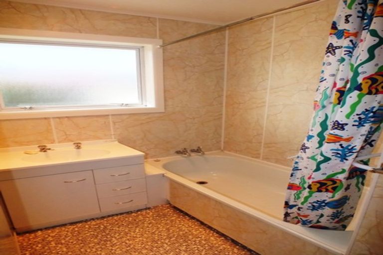 Photo of property in 853 Ferry Road, Woolston, Christchurch, 8023