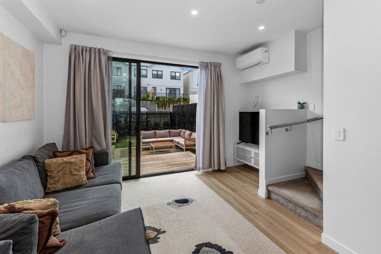 Photo of property in 67 Tarapuka Road, Westgate, Auckland, 0814