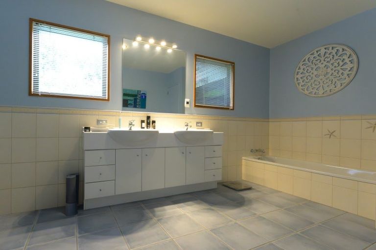 Photo of property in 2/1 Allan Street, Nelson South, Nelson, 7010