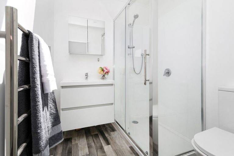 Photo of property in 15 John Street, Trentham, Upper Hutt, 5018