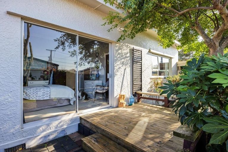 Photo of property in 13 Disraeli Street, Hawera, 4610