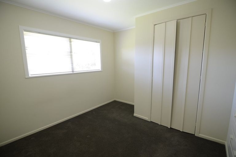 Photo of property in 1/68 Titirangi Road, New Lynn, Auckland, 0600