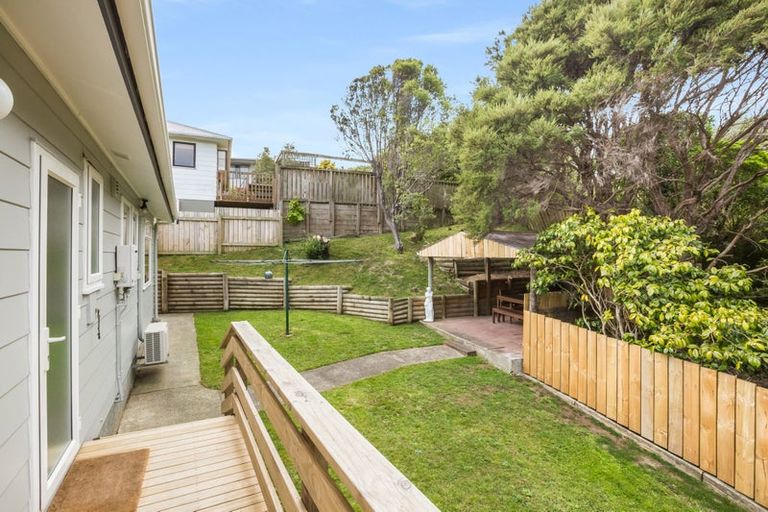 Photo of property in 9 Gaff Place, Whitby, Porirua, 5024
