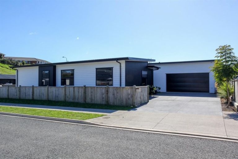 Photo of property in 41 Cyrus Street, Whalers Gate, New Plymouth, 4310