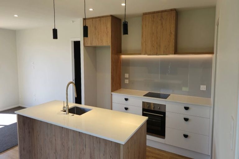 Photo of property in 10 Inch Crescent, Rangiora, 7400