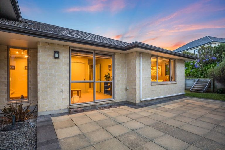 Photo of property in 1 Milford Street, Aotea, Porirua, 5024