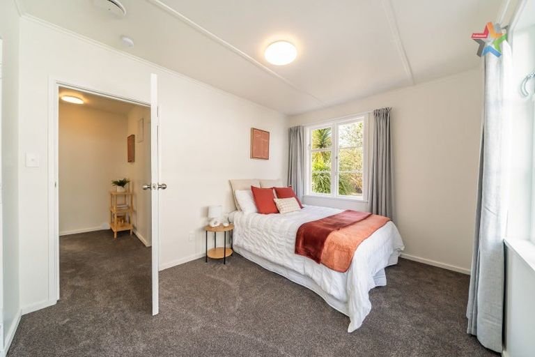 Photo of property in 96 Molesworth Street, Taita, Lower Hutt, 5011