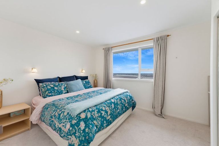 Photo of property in 1/14a Millhill Lane, Huntsbury, Christchurch, 8022