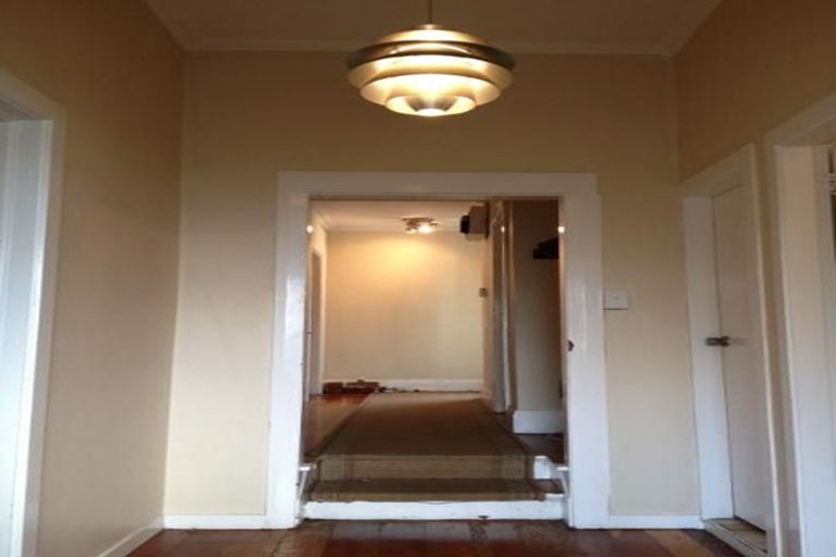 Photo of property in 48 Moffitt Street, Vogeltown, Wellington, 6021