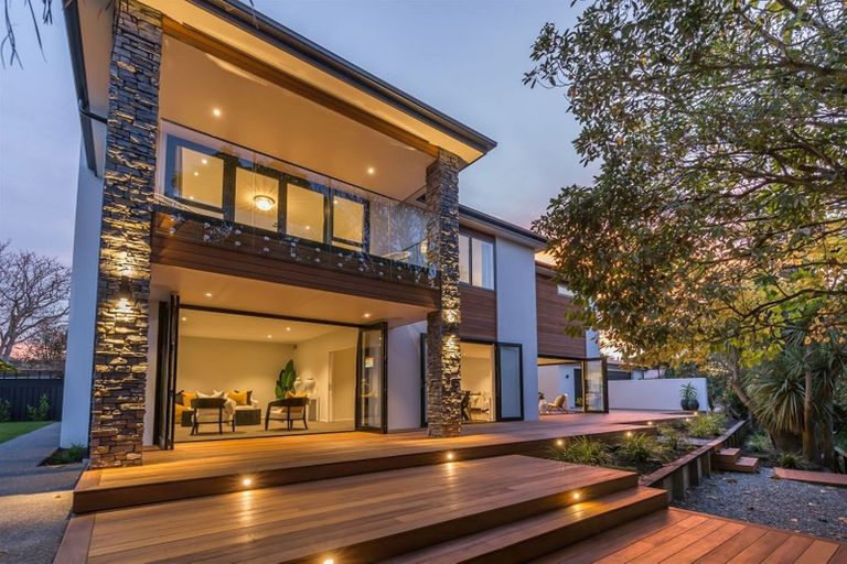 Photo of property in 15 Chislehurst Place, Bryndwr, Christchurch, 8052