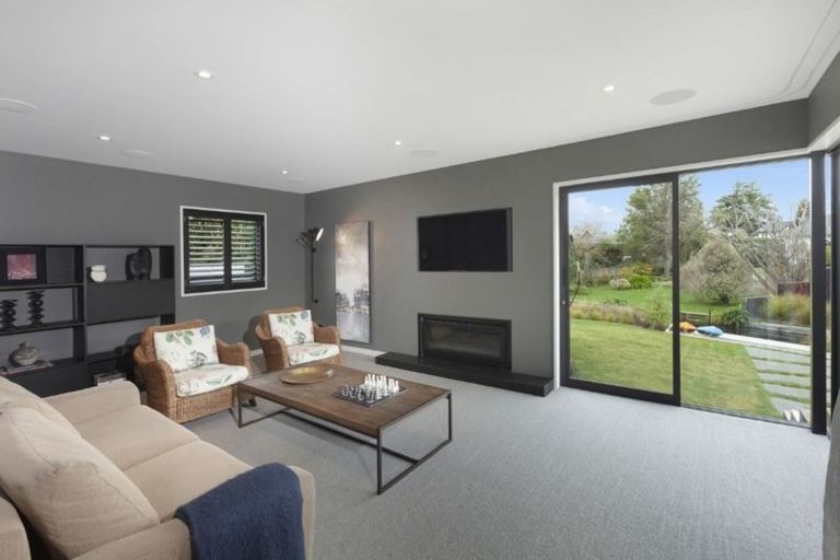 Photo of property in 32c Glandovey Road, Fendalton, Christchurch, 8052