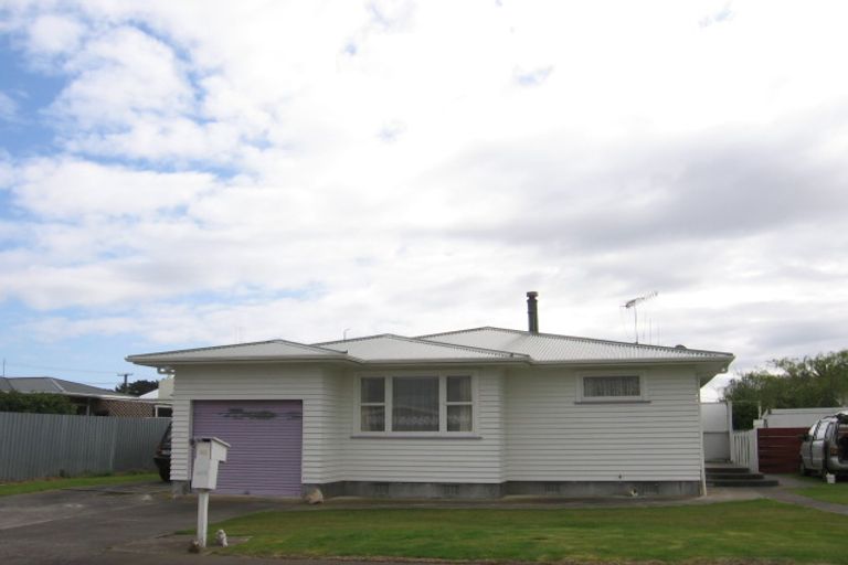 Photo of property in 46 Herrington Street, Foxton, 4814