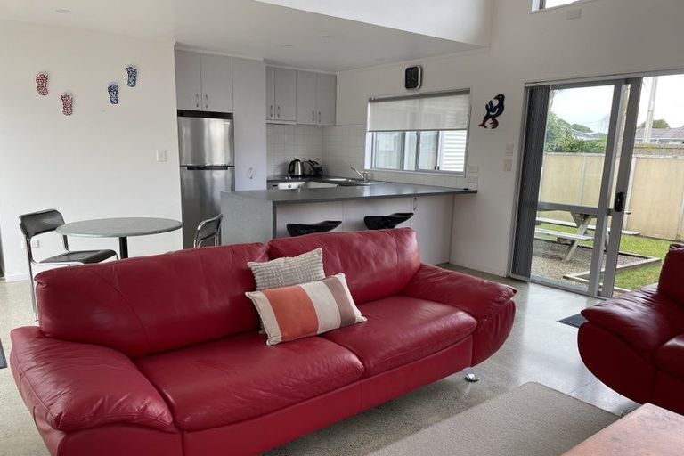 Photo of property in 8 Papaka Road, Ngunguru, Whangarei, 0173