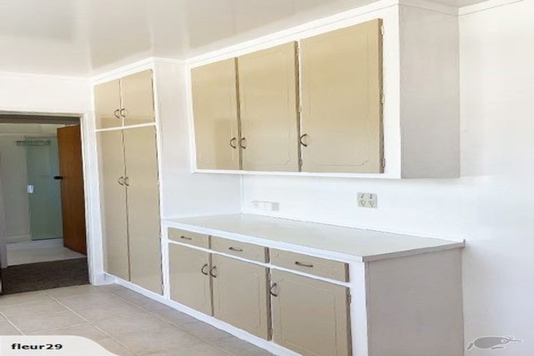 Photo of property in 1/207 Mount Albert Road, Wesley, Auckland, 1025