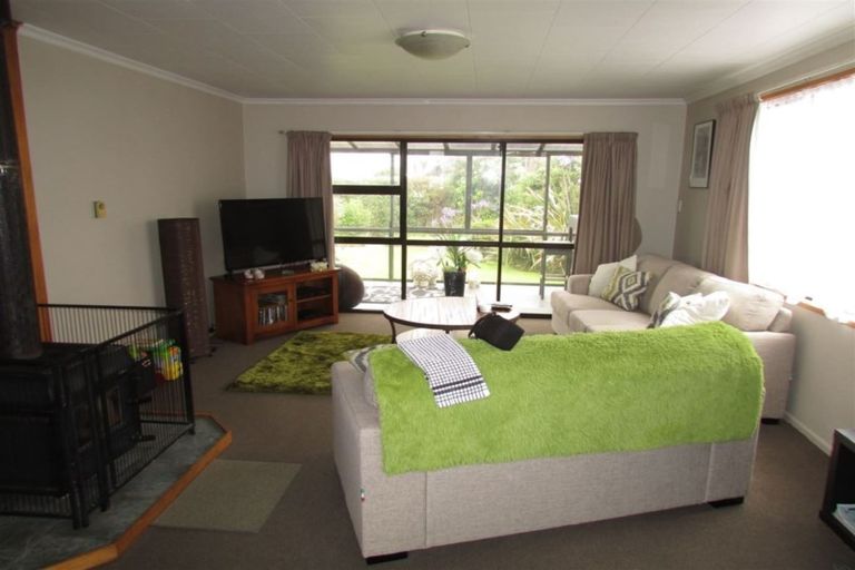 Photo of property in 24 Parfitt Place, Greymouth, 7805