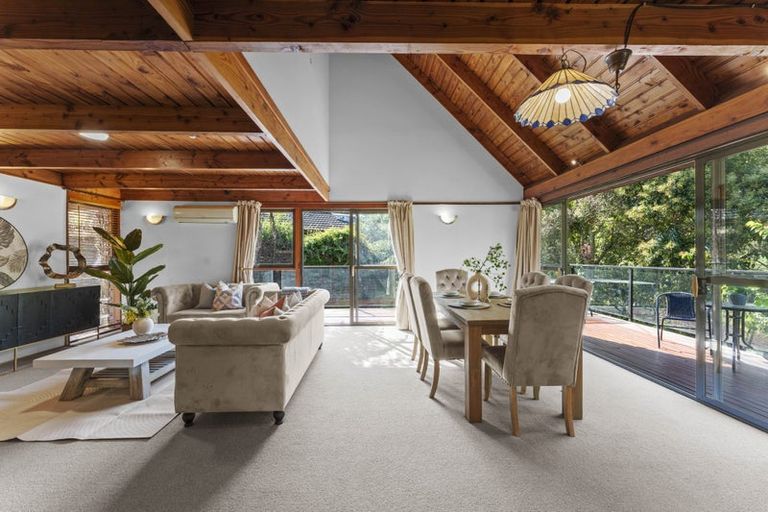 Photo of property in 20 Montressor Place, Howick, Auckland, 2014