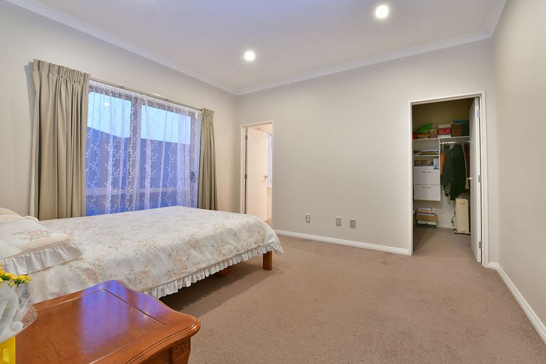 Photo of property in 16 Bartlett Drive, Silverdale, 0932