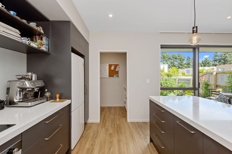 Photo of property in 8 Dave Jamieson Lane, Hillmorton, Christchurch, 8024