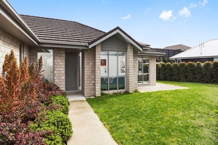 Photo of property in 4 Mcneish Place, Pokeno, 2402