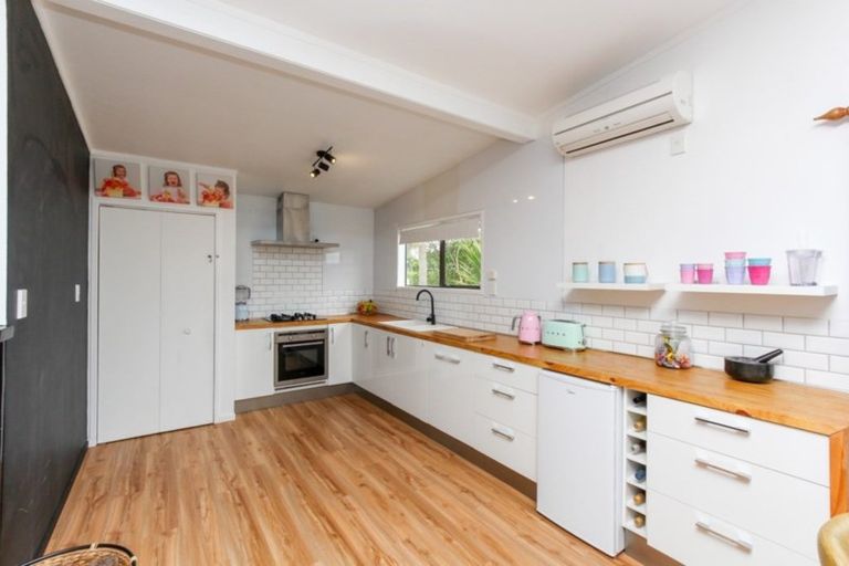 Photo of property in 14b Mace Street, Waitara, 4320