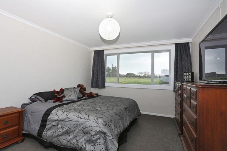 Photo of property in 33 Pomona Road West, Makarewa, Invercargill, 9876