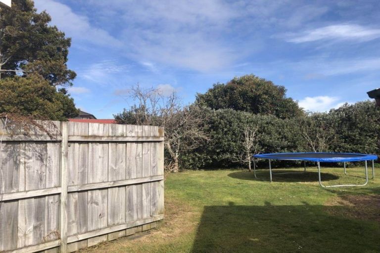 Photo of property in 9 Ross Place, Opaheke, Papakura, 2113