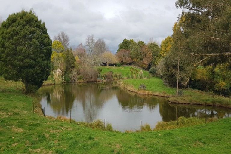 Photo of property in 3668 Cambridge Road, Leamington, Cambridge, 3495