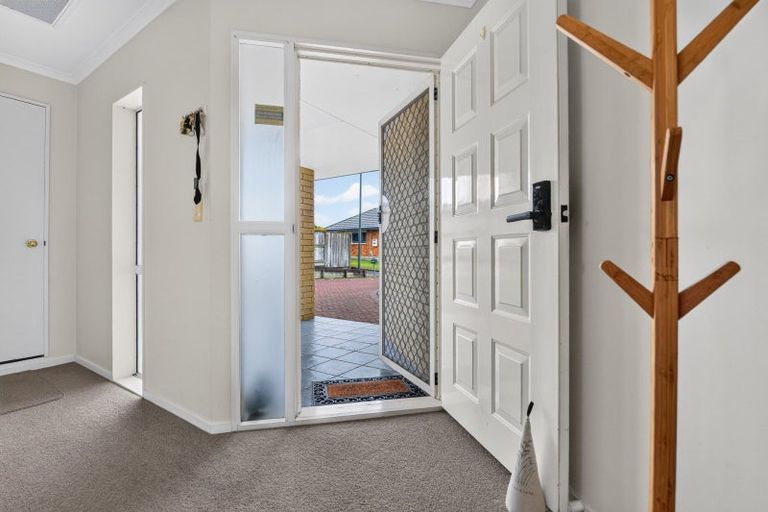 Photo of property in 21 Mews Place, Forest Lake, Hamilton, 3200