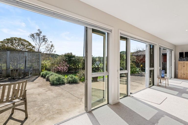 Photo of property in 4 Weka Place, Picton, 7220