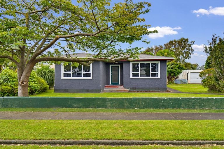 Photo of property in 24 Balgownie Avenue, Gonville, Whanganui, 4501
