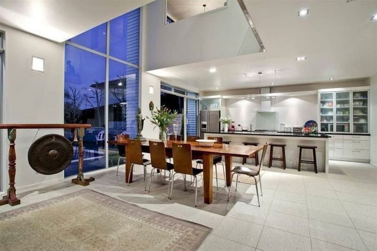 Photo of property in 7 Rangi Avenue, Schnapper Rock, Auckland, 0632