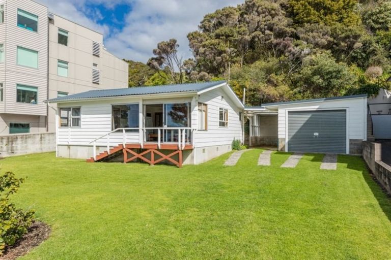 Photo of property in 160 Marsden Road, Paihia, 0200