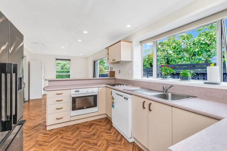 Photo of property in 4 Adelaide Street, Kirwee, Darfield, 7571