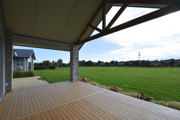Photo of property in 361 Oreti Road, Otatara, Invercargill, 9879