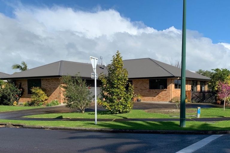 Photo of property in 2 Merrimana Drive, Thames, 3500