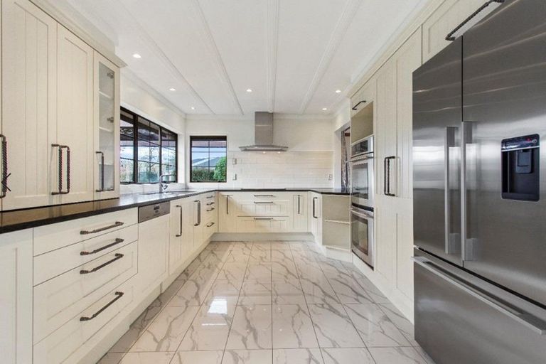 Photo of property in 48 Ponga Road, Opaheke, Papakura, 2584