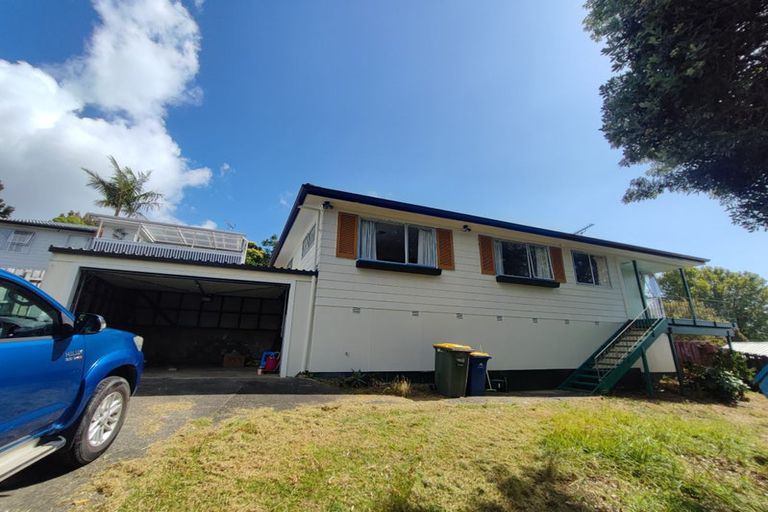 Photo of property in 3 Babington Place, Torbay, Auckland, 0630