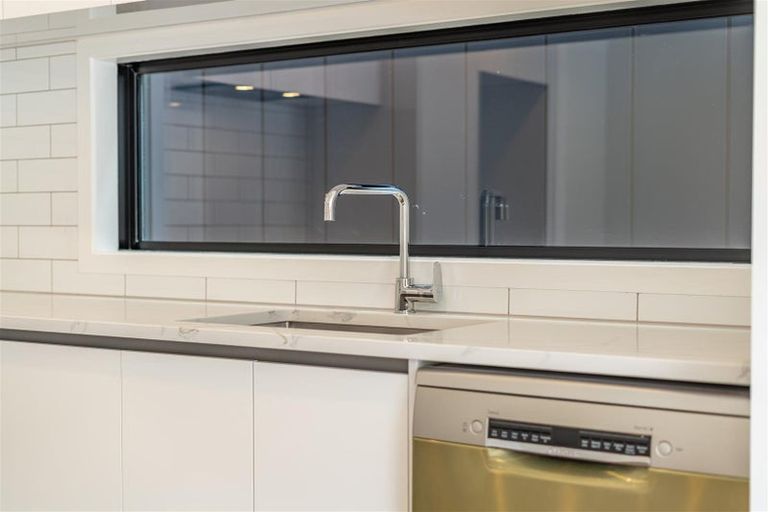 Photo of property in 7e Hay Street, Ebdentown, Upper Hutt, 5018