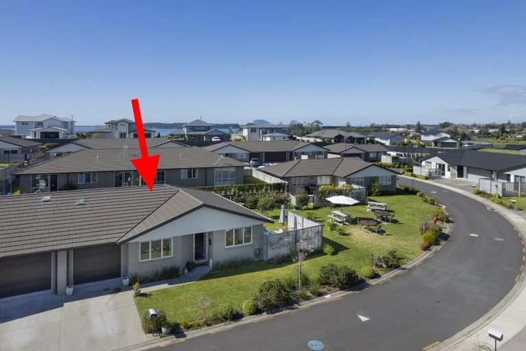 Photo of property in Waterview Estate, 53/4 Greystone Place, Omokoroa, 3114